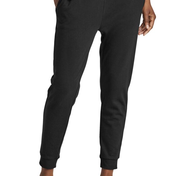 Women's Perfect Tri-Fleece Jogger Thumbnail